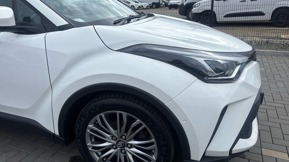 Toyota C-HR 1.8 Hybrid Excel 5dr CVT Hybrid Hatchback - Image 48