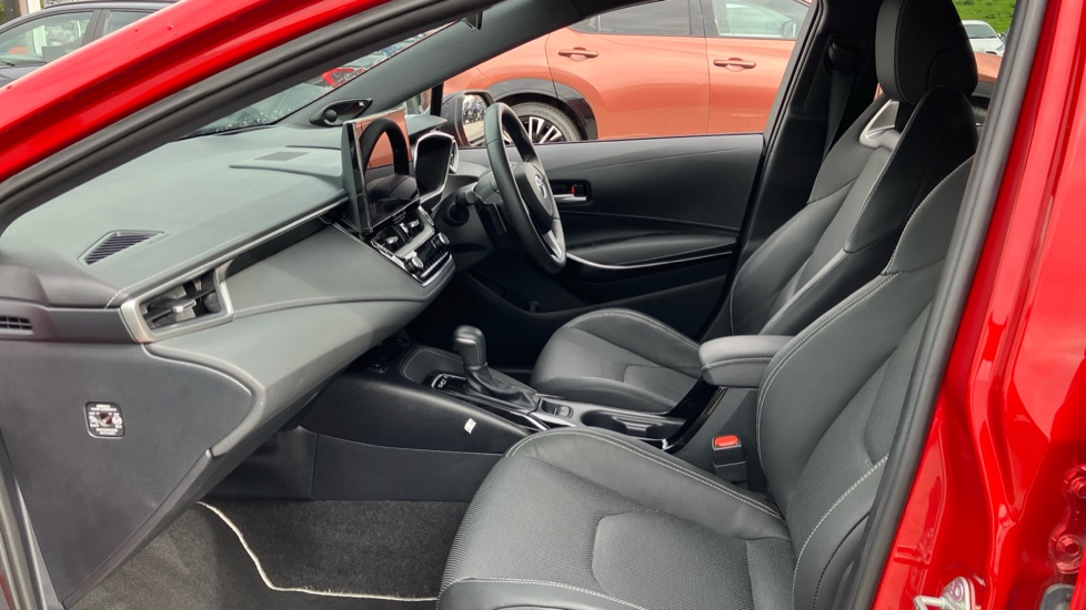 Toyota Corolla 2.0 Hybrid 178 Excel 5dr CVT Hybrid Estate - Image 5