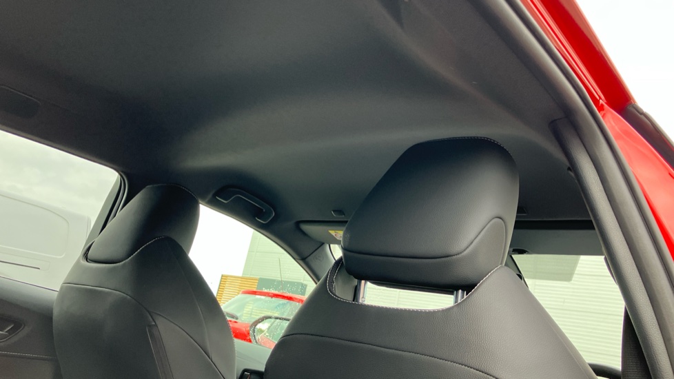 Toyota Corolla 2.0 Hybrid 178 Excel 5dr CVT Hybrid Estate - Image 19