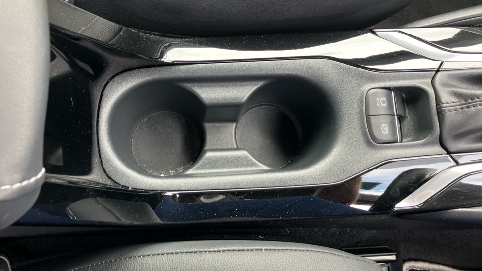 Toyota Corolla 2.0 Hybrid 178 Excel 5dr CVT Hybrid Estate - Image 41