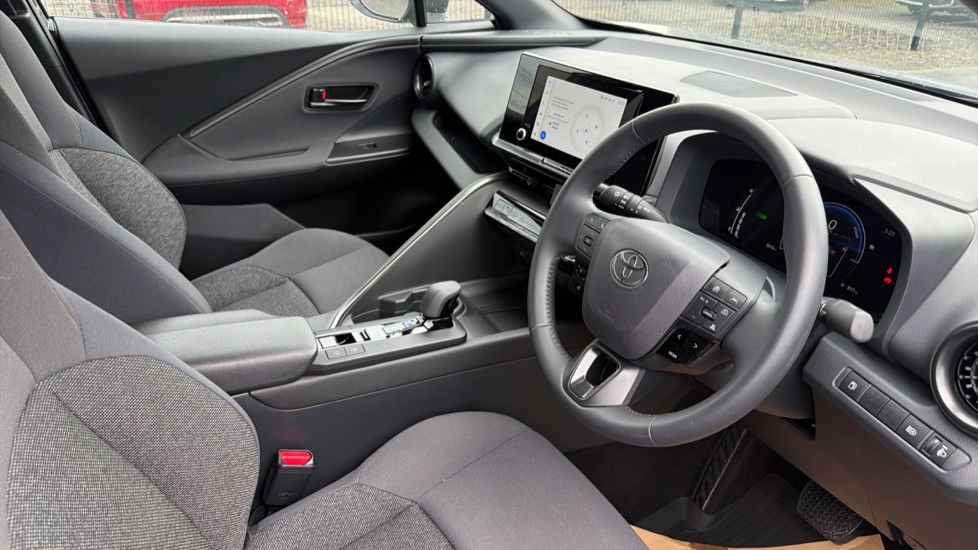 Toyota C-HR 1.8 Hybrid Icon 5dr CVT Hybrid Hatchback - Image 12