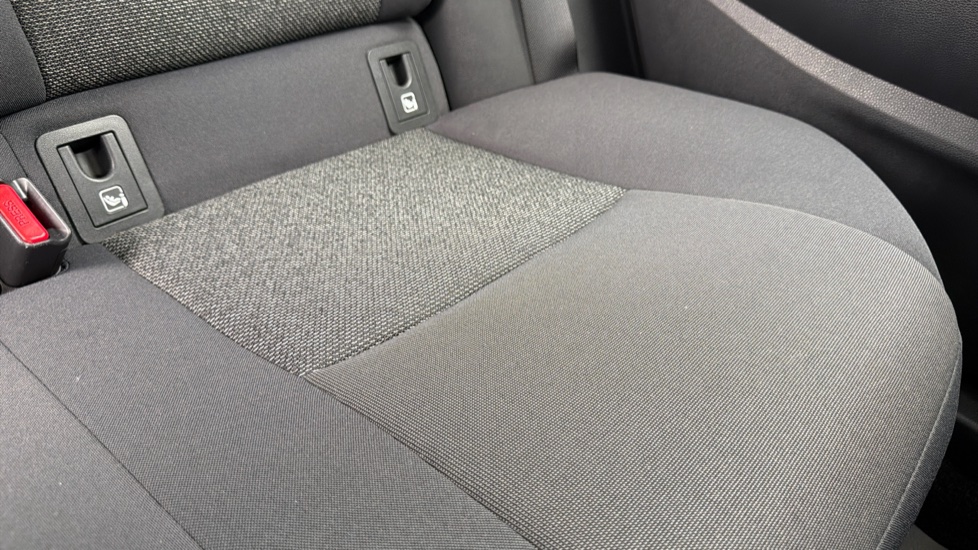 Toyota C-HR 1.8 Hybrid Icon 5dr CVT Hybrid Hatchback - Image 17