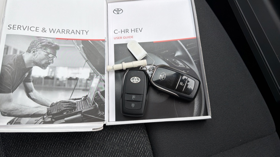 Toyota C-HR 1.8 Hybrid Icon 5dr CVT Hybrid Hatchback - Image 28