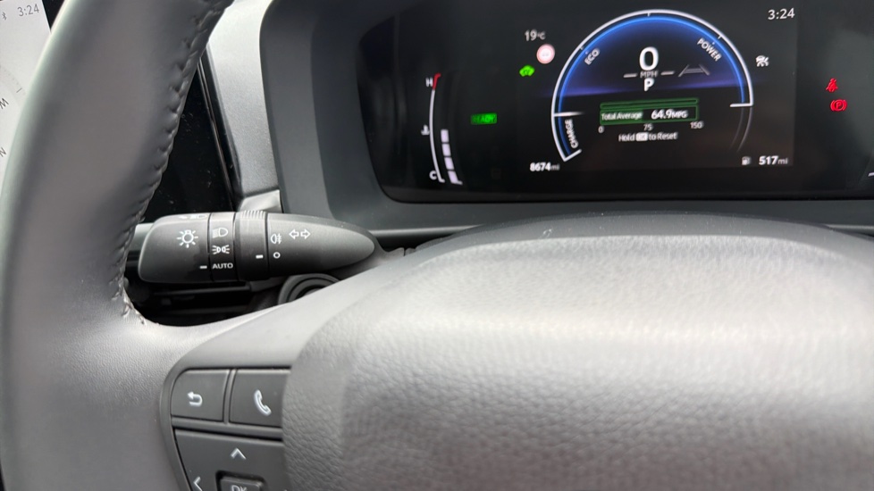 Toyota C-HR 1.8 Hybrid Icon 5dr CVT Hybrid Hatchback - Image 31