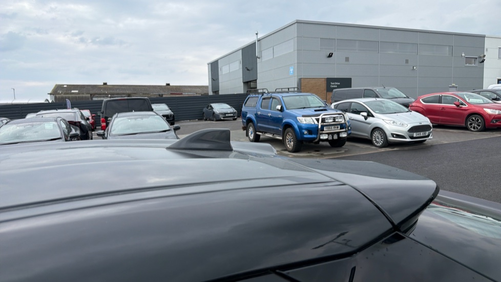 Toyota C-HR 1.8 Hybrid Icon 5dr CVT Hybrid Hatchback - Image 46