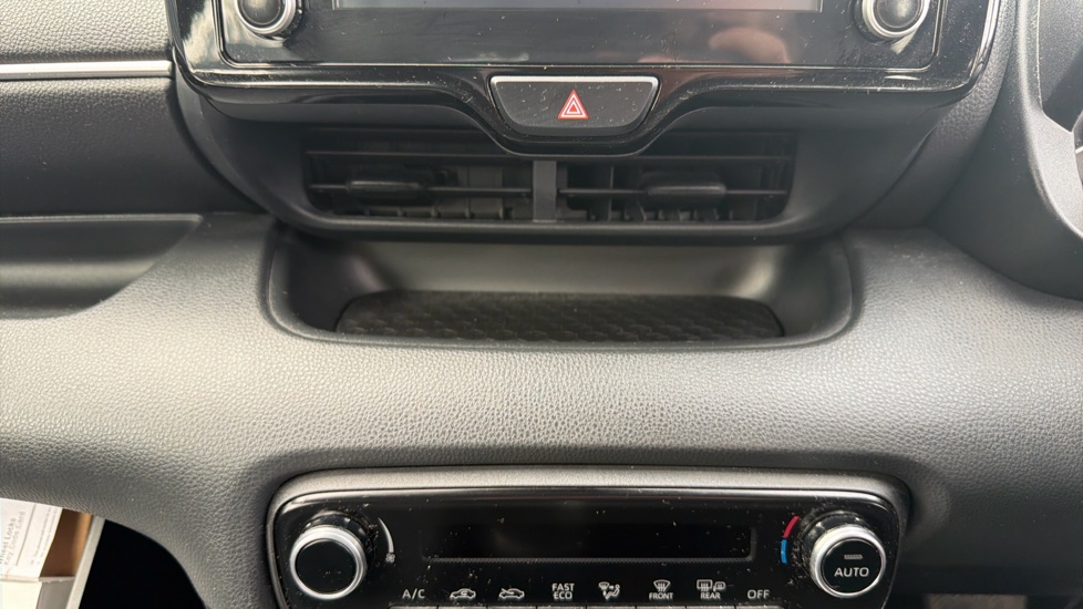 Toyota Yaris 1.5 Hybrid Icon 5dr CVT Hybrid Hatchback - Image 33