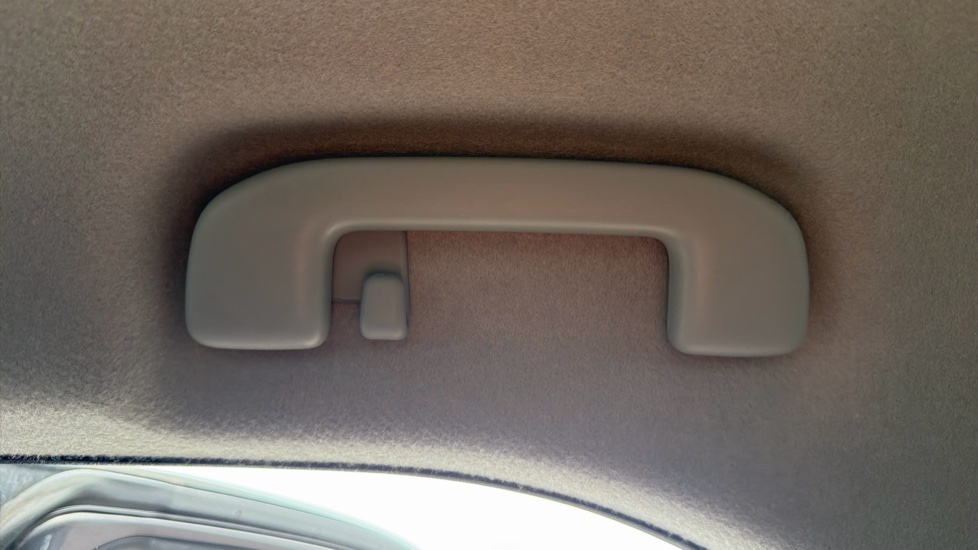 Toyota Yaris 1.5 Hybrid Icon 5dr CVT Hybrid Hatchback - Image 46