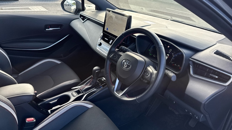Toyota Corolla 2.0 Hybrid GR Sport 5dr CVT Hybrid Hatchback - Image 39