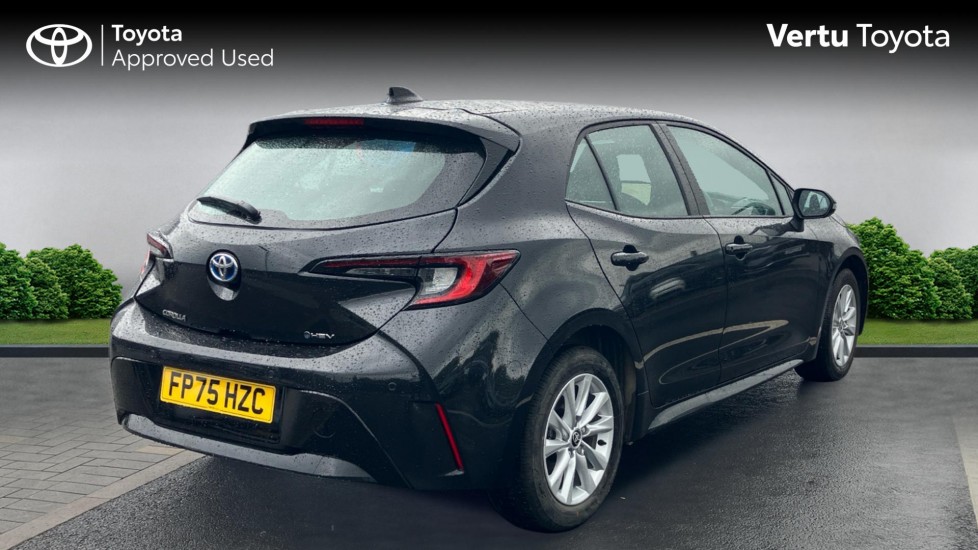Toyota Corolla 2.0 Hybrid 178 Icon 5dr CVT Hybrid Hatchback - Image 2