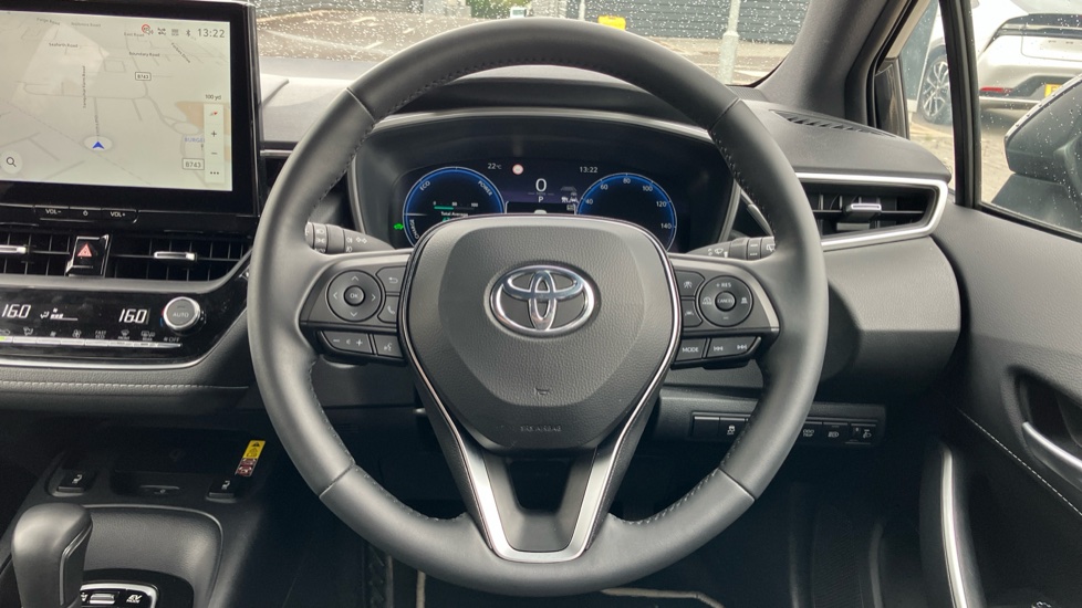 Toyota Corolla 2.0 Hybrid 178 Icon 5dr CVT Hybrid Hatchback - Image 10