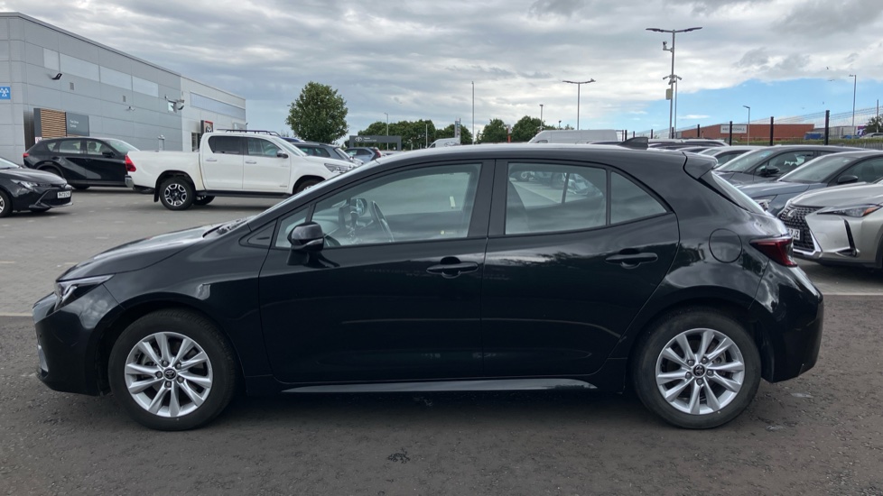 Toyota Corolla 2.0 Hybrid 178 Icon 5dr CVT Hybrid Hatchback - Image 24
