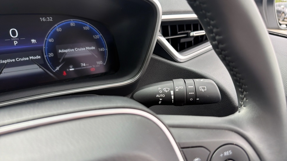 Toyota Corolla 1.8 Hybrid Design 5dr CVT Hybrid Hatchback - Image 33