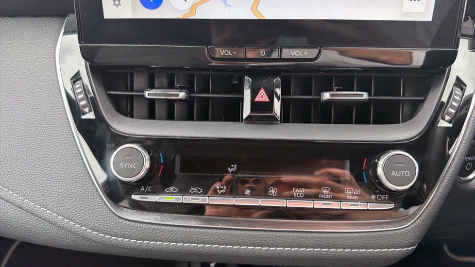 Toyota Corolla 1.8 Hybrid Design 5dr CVT Hybrid Hatchback - Image 34