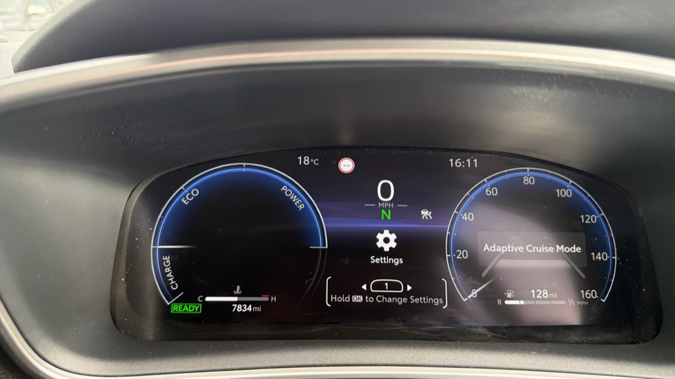 Toyota Corolla 1.8 Hybrid Design 5dr CVT Hybrid Hatchback - Image 11