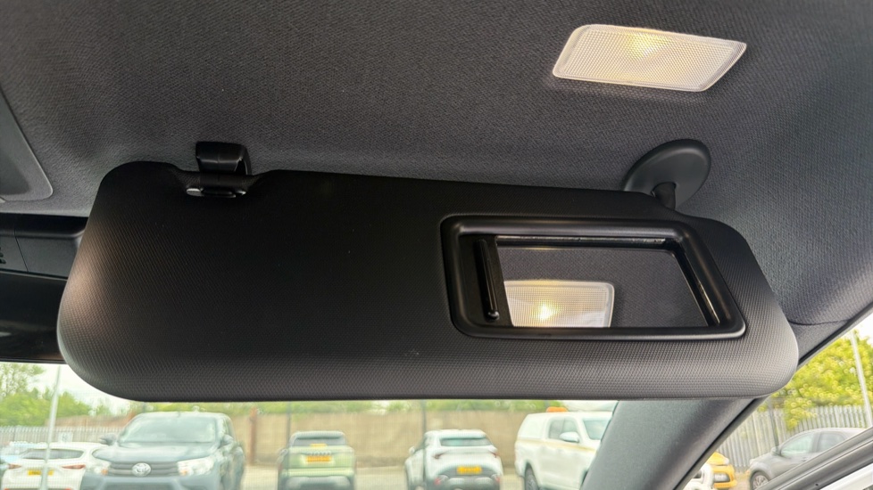 Toyota Corolla 1.8 Hybrid Design 5dr CVT Hybrid Hatchback - Image 42