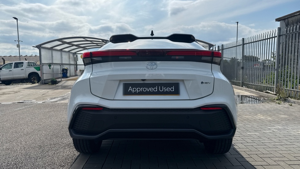 Toyota C-HR 1.8 Hybrid Design 5dr CVT Hybrid Hatchback - Image 26