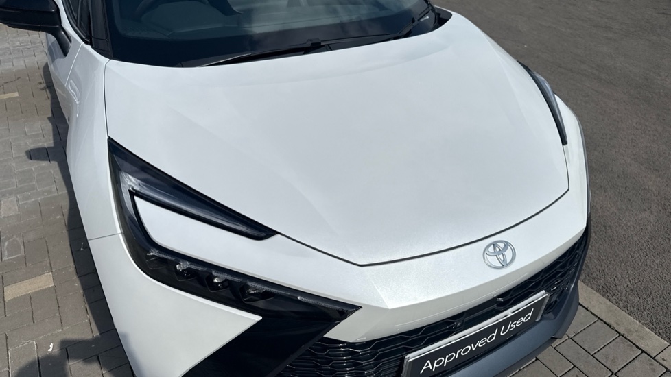Toyota C-HR 1.8 Hybrid Design 5dr CVT Hybrid Hatchback - Image 45