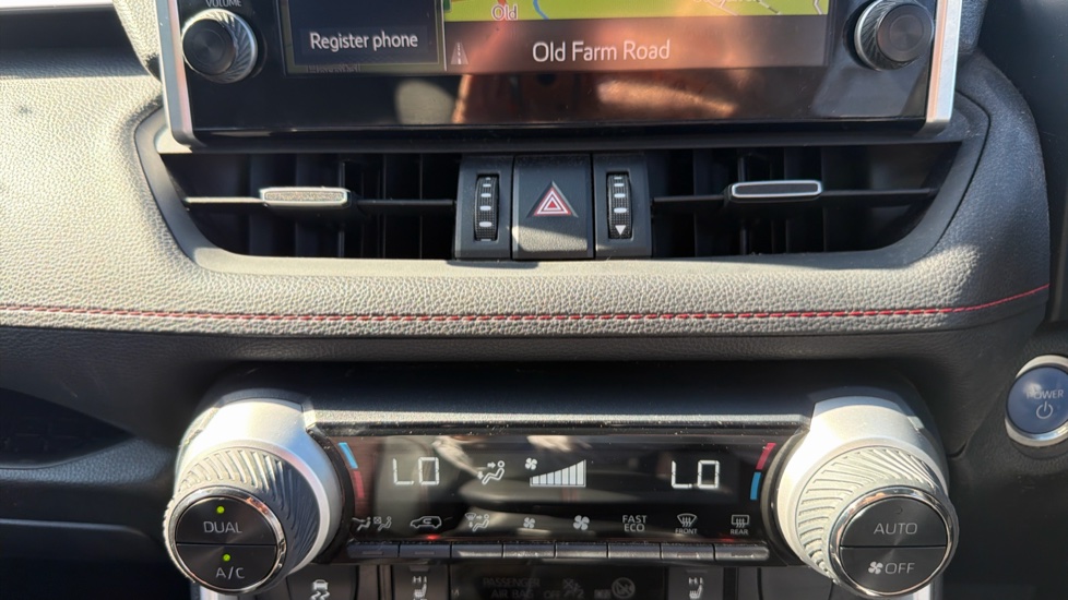 Toyota RAV4 2.5 PHEV Dynamic 5dr CVT Estate - Image 33