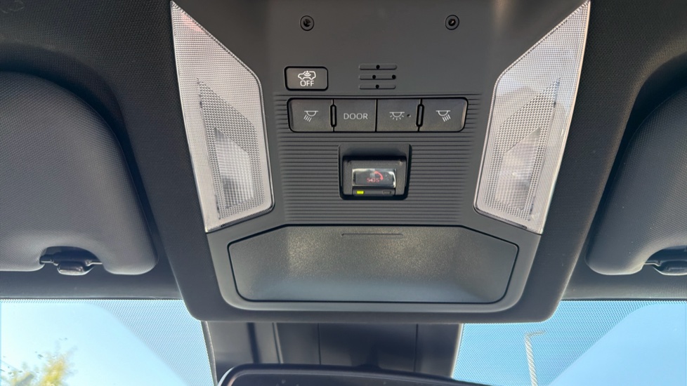 Toyota RAV4 2.5 PHEV Dynamic 5dr CVT Estate - Image 41