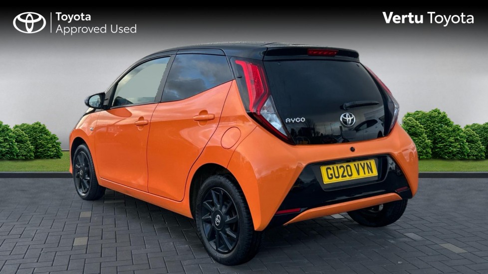 Toyota Aygo 1.0 VVT-i X-Cite 6 5dr Petrol Hatchback - Image 4
