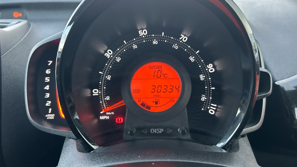 Toyota Aygo 1.0 VVT-i X-Cite 6 5dr Petrol Hatchback - Image 9