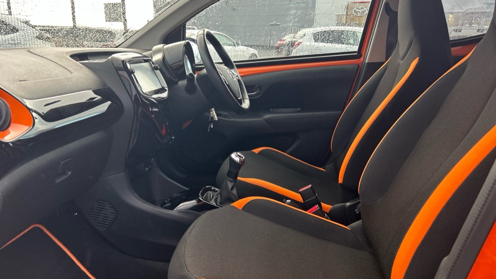 Toyota Aygo 1.0 VVT-i X-Cite 6 5dr Petrol Hatchback - Image 10