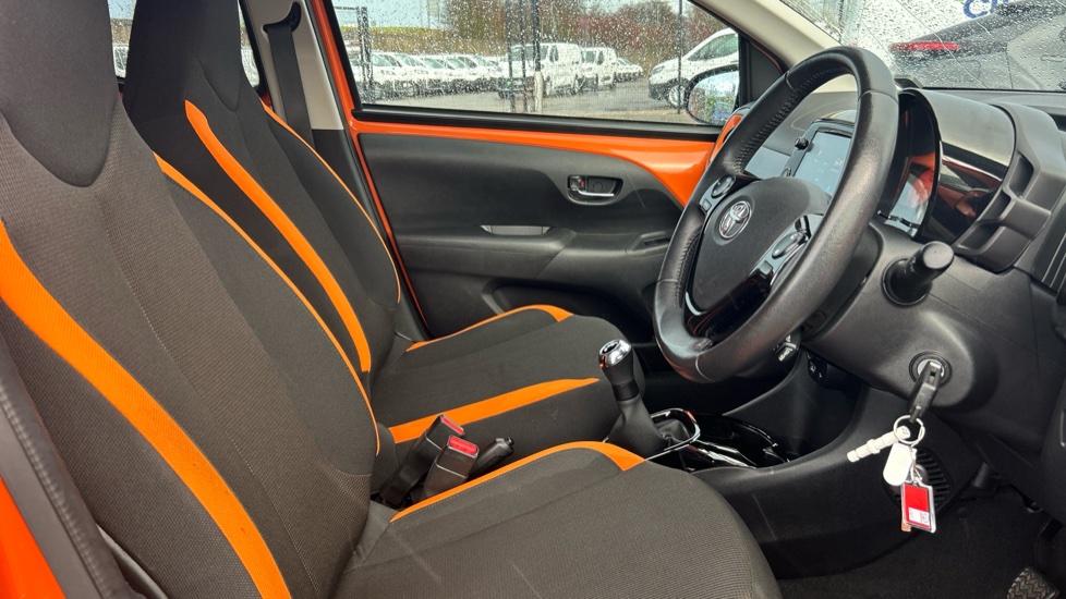 Toyota Aygo 1.0 VVT-i X-Cite 6 5dr Petrol Hatchback - Image 11