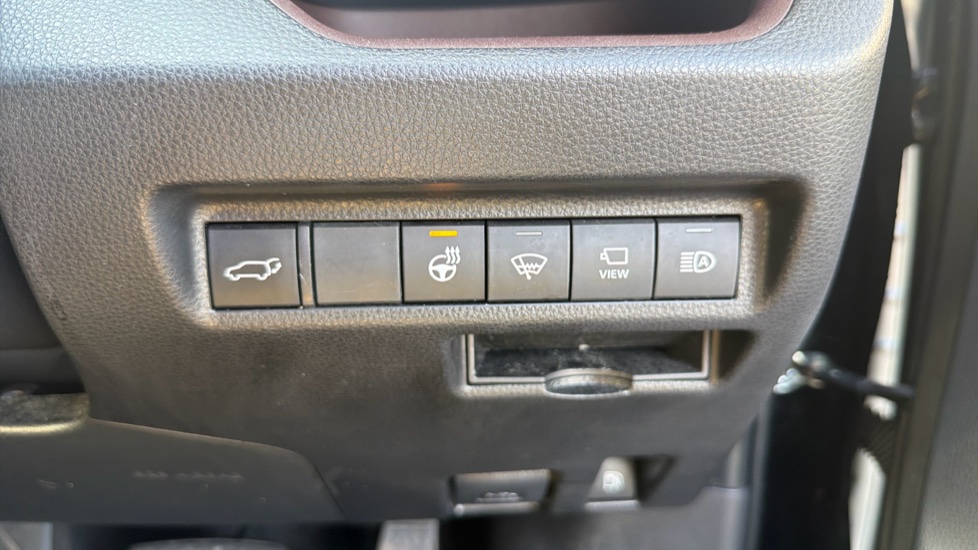 Toyota RAV4 2.5 VVT-i Hybrid Excel 5dr CVT 2WD Hybrid Estate - Image 16