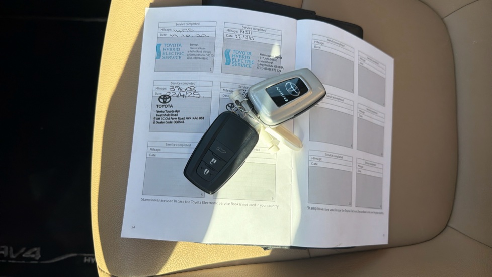 Toyota RAV4 2.5 VVT-i Hybrid Excel 5dr CVT 2WD Hybrid Estate - Image 28