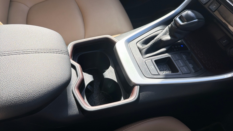 Toyota RAV4 2.5 VVT-i Hybrid Excel 5dr CVT 2WD Hybrid Estate - Image 37