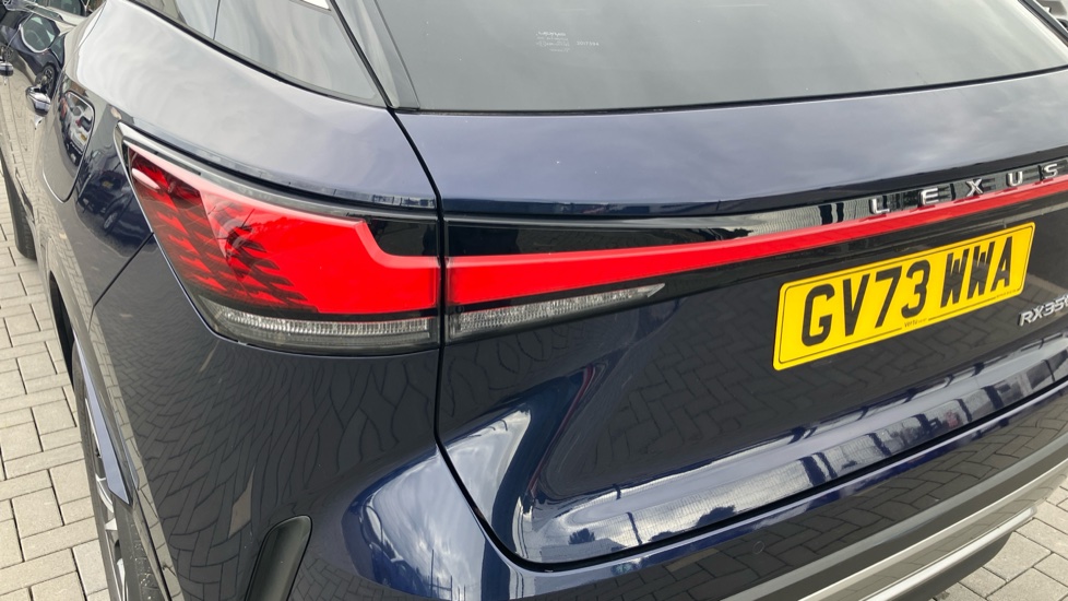 Lexus RX 350h 2.5 5dr E-CVT [Premium Pack] Hybrid Estate - Image 21
