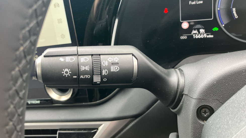 Lexus RX 350h 2.5 5dr E-CVT [Premium Pack] Hybrid Estate - Image 34