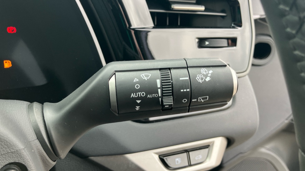 Lexus RX 350h 2.5 5dr E-CVT [Premium Pack] Hybrid Estate - Image 35