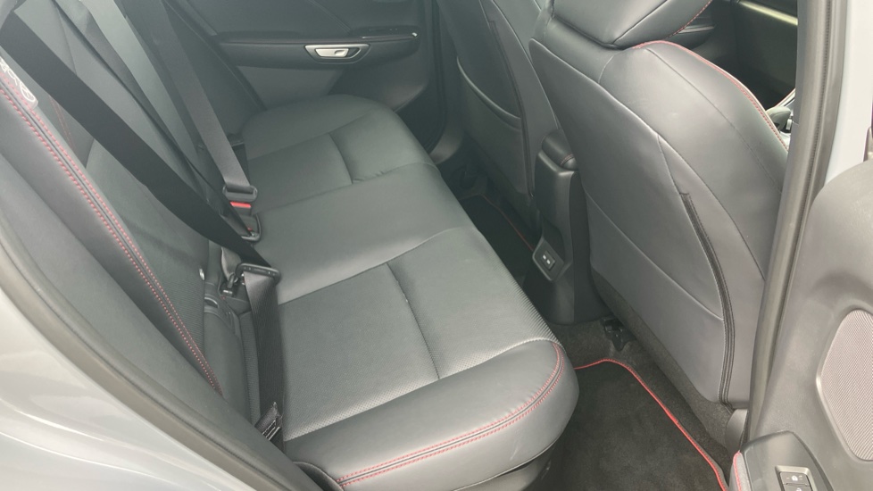 Lexus LBX 1.5 Premium Plus 5dr E-CVT Hybrid Hatchback - Image 8