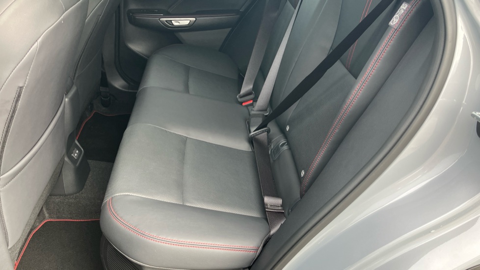 Lexus LBX 1.5 Premium Plus 5dr E-CVT Hybrid Hatchback - Image 15