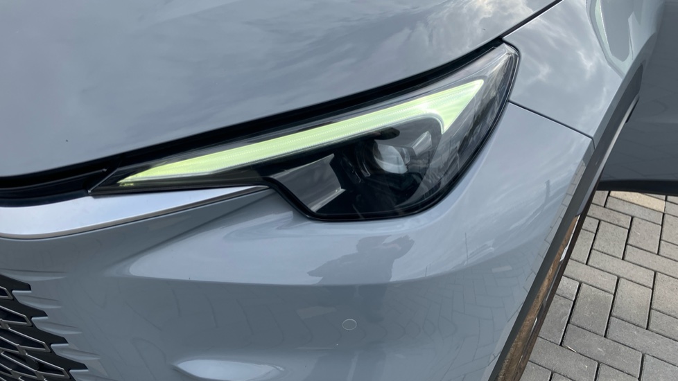 Lexus LBX 1.5 Premium Plus 5dr E-CVT Hybrid Hatchback - Image 20