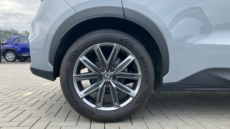 Lexus LBX 1.5 Premium Plus 5dr E-CVT Hybrid Hatchback - Image 25