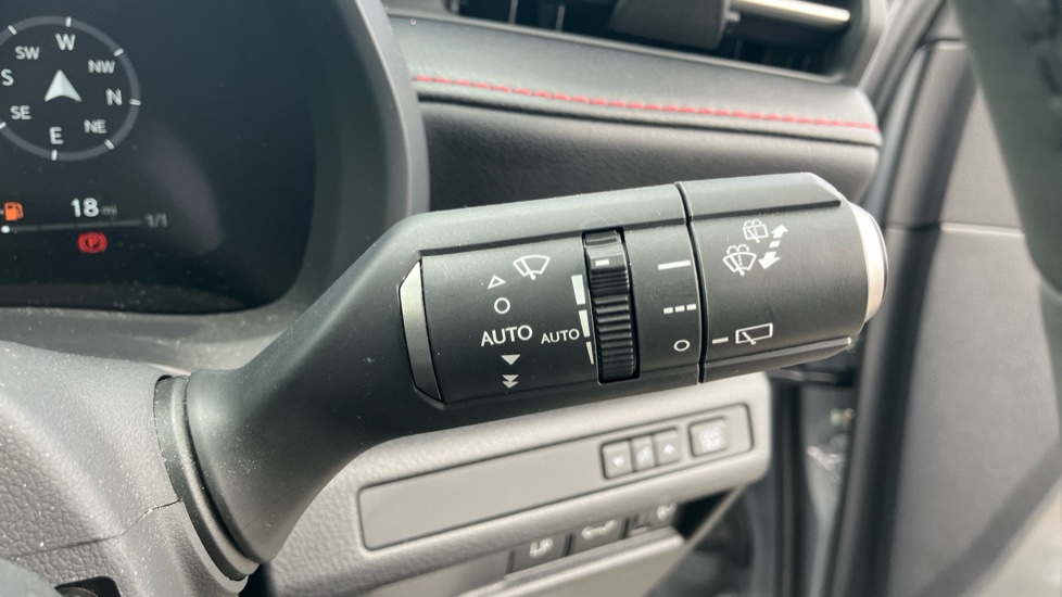 Lexus LBX 1.5 Premium Plus 5dr E-CVT Hybrid Hatchback - Image 35