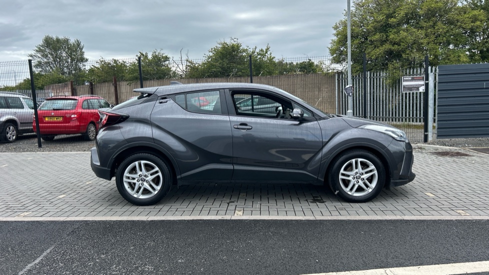 Toyota C-HR 1.8 Hybrid Icon 5dr CVT Hybrid Hatchback - Image 23