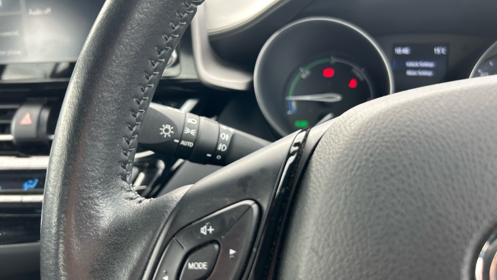 Toyota C-HR 1.8 Hybrid Icon 5dr CVT Hybrid Hatchback - Image 31