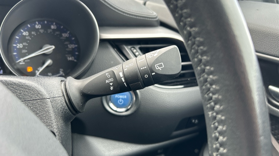 Toyota C-HR 1.8 Hybrid Icon 5dr CVT Hybrid Hatchback - Image 32