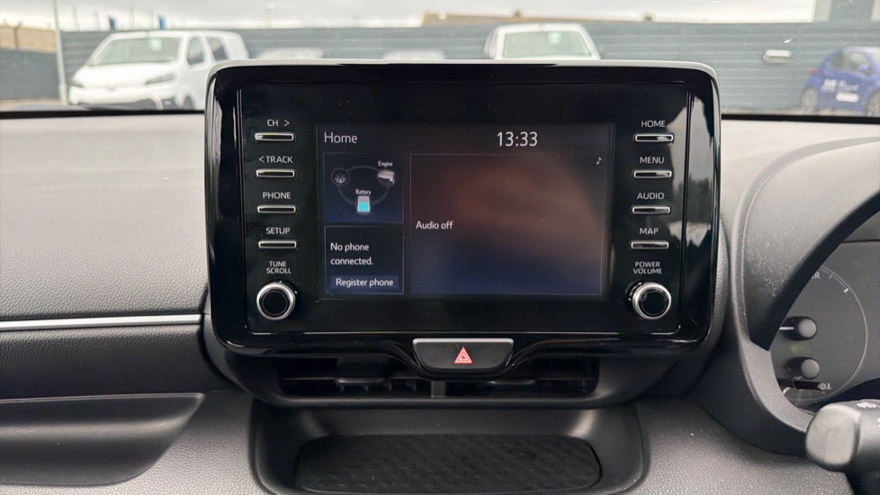 Toyota Yaris 1.5 Hybrid Icon 5dr CVT Hybrid Hatchback - Image 9
