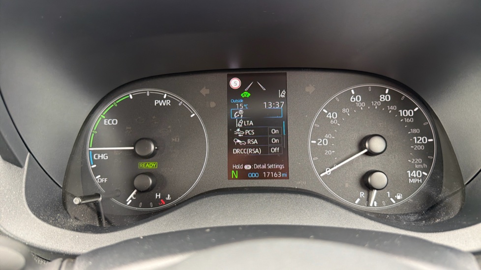 Toyota Yaris 1.5 Hybrid Icon 5dr CVT Hybrid Hatchback - Image 11