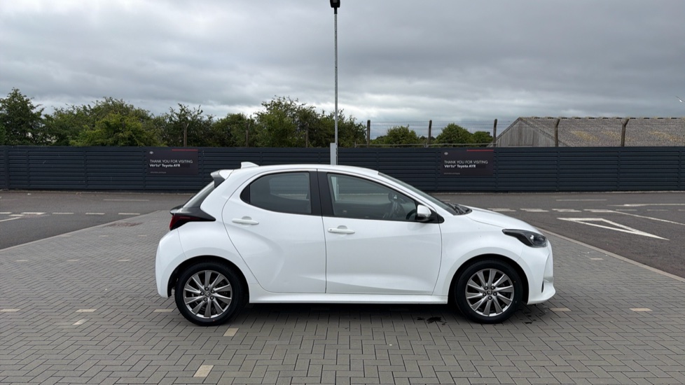 Toyota Yaris 1.5 Hybrid Icon 5dr CVT Hybrid Hatchback - Image 23
