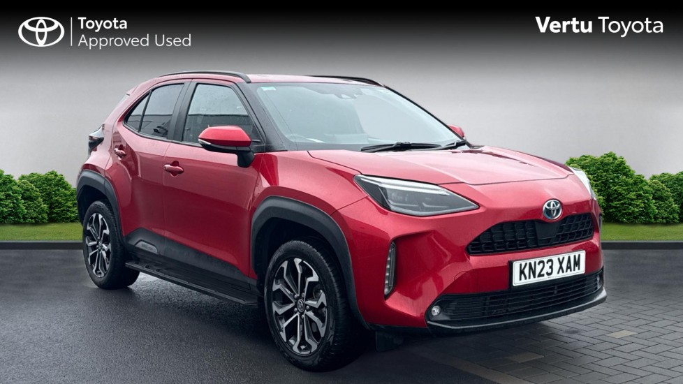 Toyota Yaris Cross 1.5 Hybrid Design 5dr CVT Hybrid Estate - Image 1