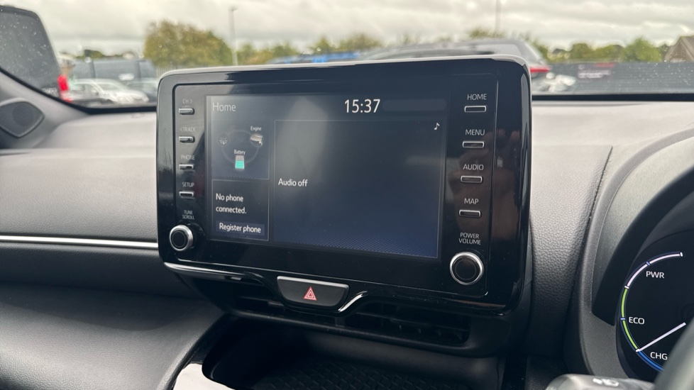 Toyota Yaris Cross 1.5 Hybrid Design 5dr CVT Hybrid Estate - Image 9