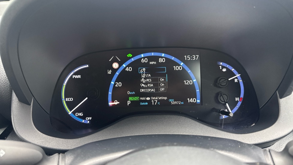 Toyota Yaris Cross 1.5 Hybrid Design 5dr CVT Hybrid Estate - Image 11