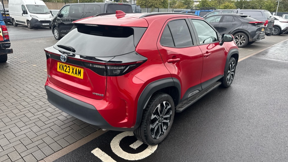 Toyota Yaris Cross 1.5 Hybrid Design 5dr CVT Hybrid Estate - Image 29