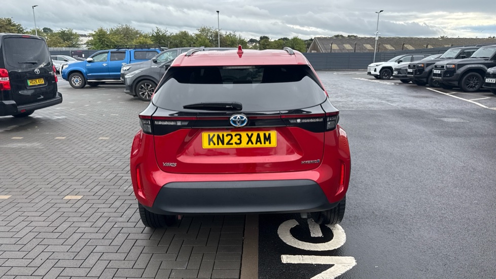Toyota Yaris Cross 1.5 Hybrid Design 5dr CVT Hybrid Estate - Image 30