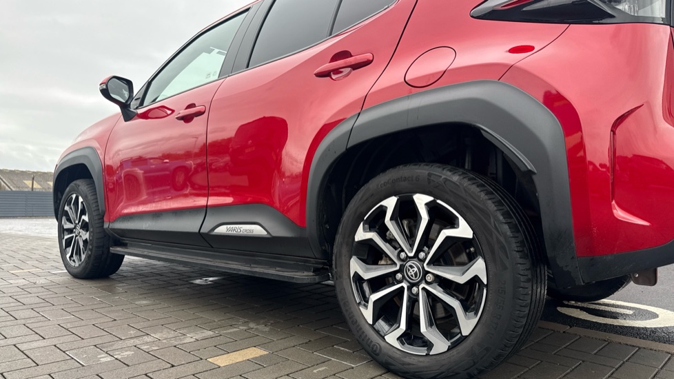 Toyota Yaris Cross 1.5 Hybrid Design 5dr CVT Hybrid Estate - Image 33